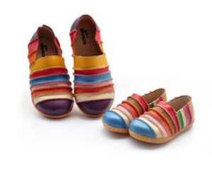 彩虹牛皮亲子鞋。有生之年，我也要体验这样的感觉。