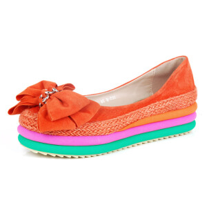 彩虹底厚底日系蝴蝶结单鞋。