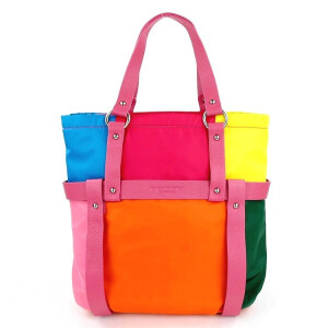  丝缎尼龙配真皮女包。大爱这款包包。