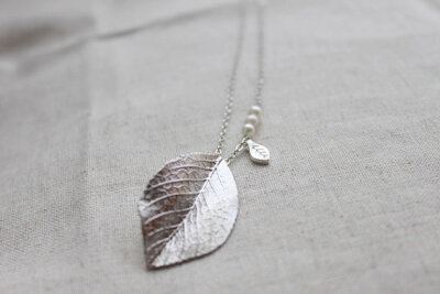 Modern white plated Leaf Necklace S20351 by Ringostone on Etsy Modern white plated Leaf Necklace - S2035-1