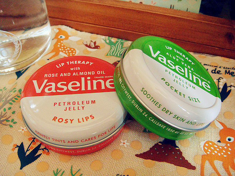 英国带回vaselineliptherapywithroseandalmondoil