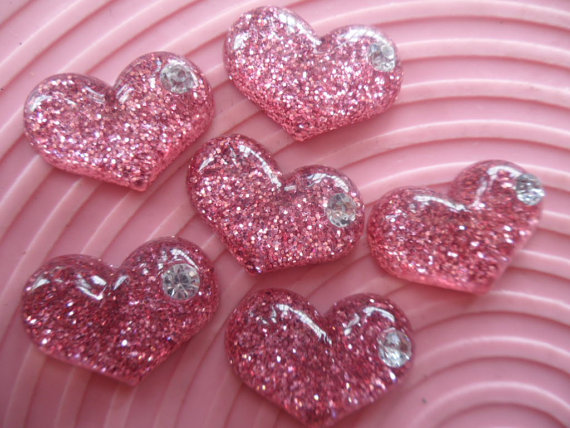 10pcs 20mm Hearts Glitter pink cabochon by happybaby8222 on Etsy 10pcs 20mm Hearts Glitter pink cabochon