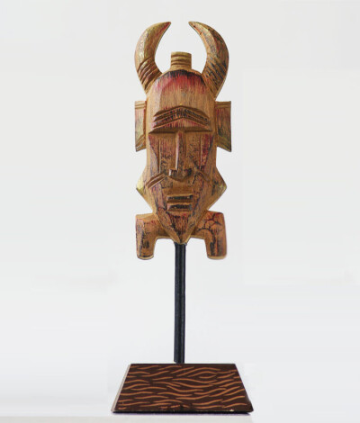 大巴萨姆非洲人物木艺雕像