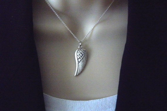 单翼天使 Silver Angel Wing Necklace by angelastudio1 on Etsy S