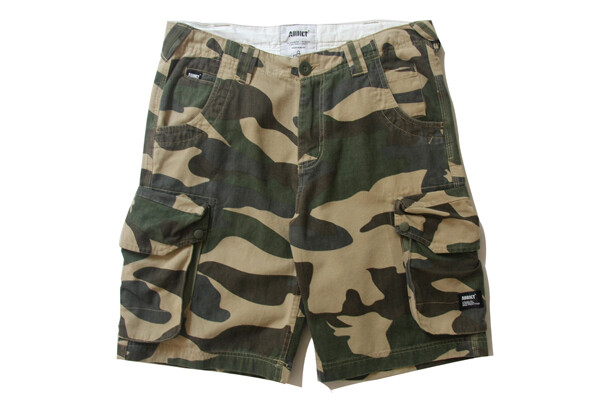 Addict Northern Camo Cargo Short帆布面料配上迷彩元素格外硬朗<a class='shortlnk' href='/s/03ecbdb1505184d21' target='_blank' title='http://www.kidulty.com/street/id/545'>http://duitang.com/s/03ecbdb1505184d21</a>