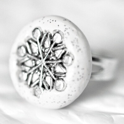 Snowflake Ring in Winter Holiday White Polymer Clay by CreaShines