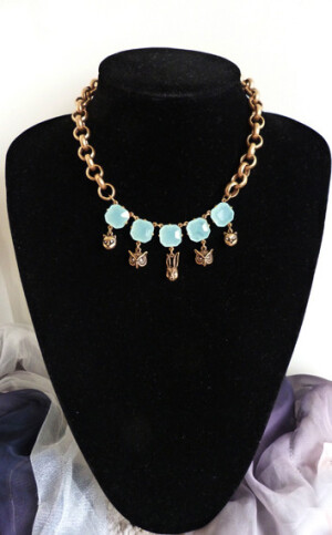 奢华动物头铜质蓝色宝石