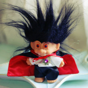  吸血鬼 troll doll 巨魔娃娃