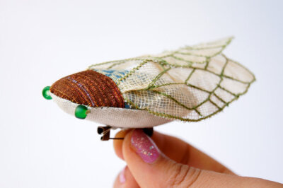 Handmade Fabric Cicada Brooch Green / Fabric by BlueTerracotta Handmade Fabric Cicada Brooch Green / Fabric Insect / Made t…