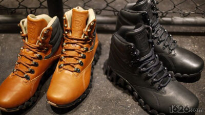 Reebok Zig Cliffhanger Boot 棕/黑 ~