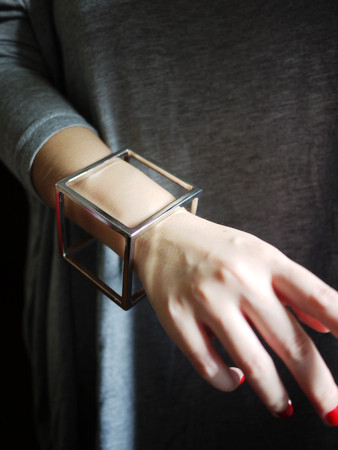 欧美风 银色方形立体手镯