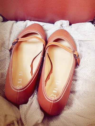 复古森系驼色单鞋