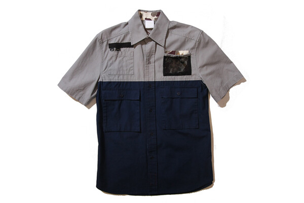 CLOT safari shirt胸前设有可收缩的网袋，内面则是大热的safari迷彩布<a class='shortlnk' href='/s/03ecbdb150536d1ac' target='_blank' title='http://www.kidulty.com/street/id/568'>http://duitang.com/s/03ecbdb150536d1ac</a>