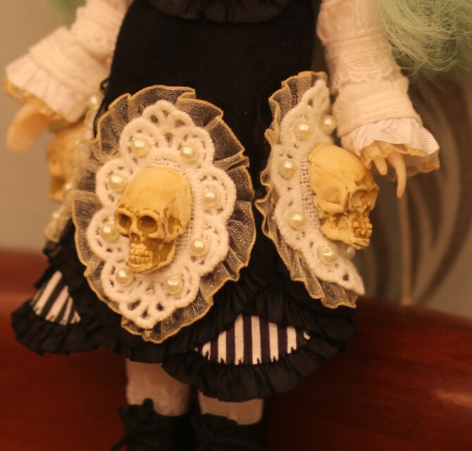 goth blythe