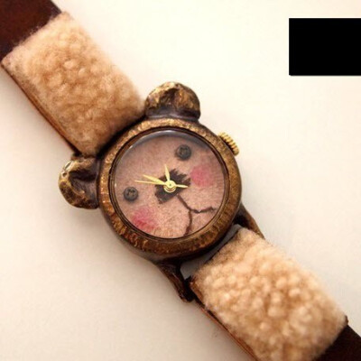 毛茸茸的小熊手表 很可爱！！