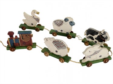  Solid Wood Toy Animal Train 一列可爱的小火车