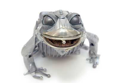 废金属打造动物机械青蛙