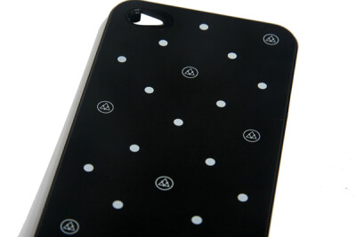 VEIL iphone case- P-Dot内部做工精细，完美贴合手机又不会刮伤机身<a class='shortlnk' href='/s/03ecbdbfdd9fa6627' target='_blank' title='http://www.kidulty.com/street/id/626'>http://duitang.com/s/03ecbdb…