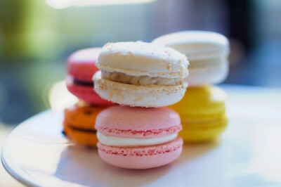 MACARON