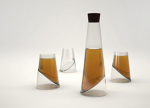 【切片玻璃杯：Slice Glass】来自乌克兰设计师Vasiliy Butentko的创意，切片玻璃杯（Slice Glass）给人的感觉就像是西伯利亚呼啸的寒风，刀削斧凿一般，斜斜地从圆润的杯子中劈开一层用作杯底，带来一种独特的精致感觉。