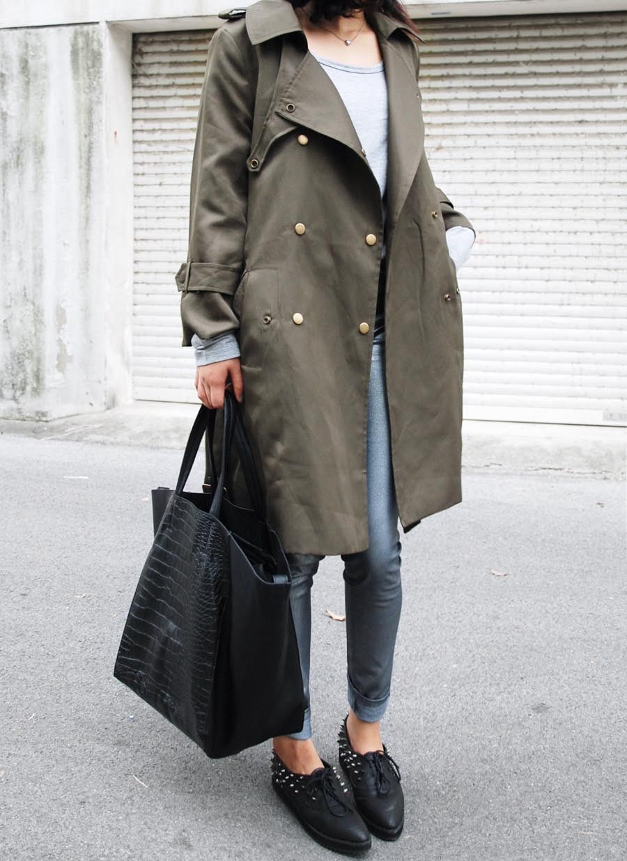 橄榄军绿色显瘦高腰长款工装风衣