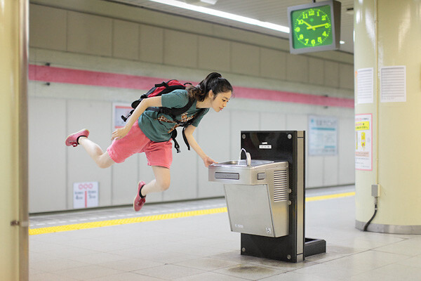 进站 东京浮游少女