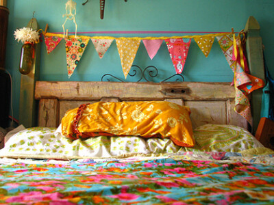 彩色的床铺