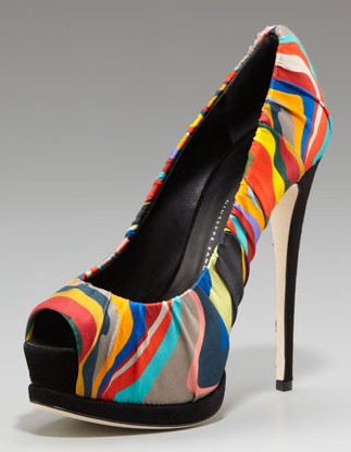 美国代购 Giuseppe Zanotti Multicolor-Striped Pump<a class='shortlnk' href='/s/1340f48a83ed35660' target='_blank' title='http://item.taobao.com/item.htm?id=10821957311'>http://duitang.com/s/1340f48a83e…