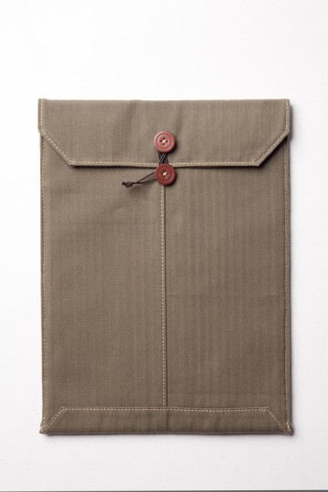 HUMAN MADE 2011秋/冬 iPad/Macbook Air Envelope Cases 全新登场 ~