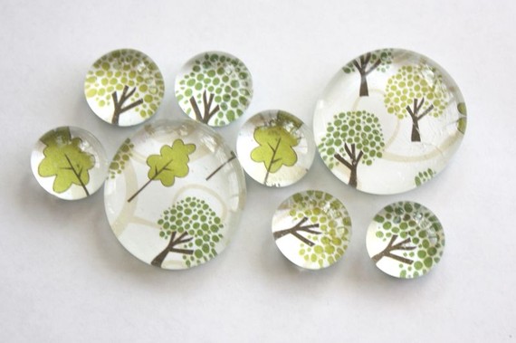 glass marble magnets. trees <a class='shortlnk' href='/s/1377712be2c7eb1ec' target='_blank' title='http://www.etsy.com/listing/72679273/glass-marble-magnets-trees'>http://duitang.com/s/1377712be2c7eb1ec</a>