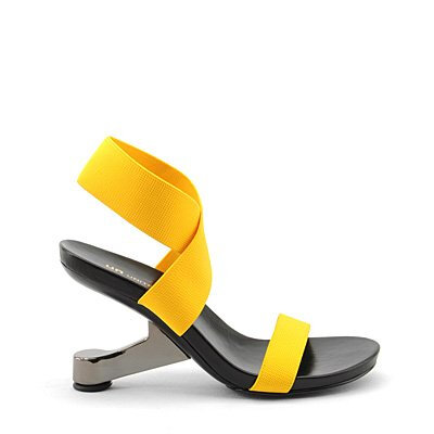 一双特立独行的鞋