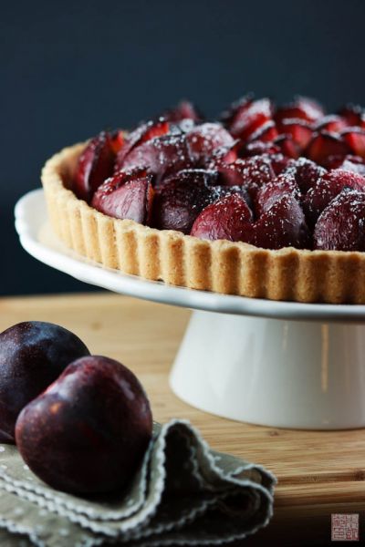 A Plum (or Dog) By Any Other Name pluot tart side 好美的李子派啊啊啊啊！我饿！