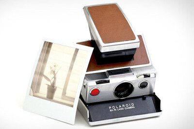 Polaroid SX-70 经典款重出于世
