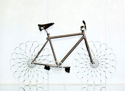 ron arad for WOW bikes 花轮自行车