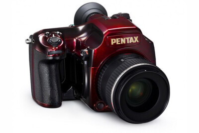 Pentax – 645D 纪念版 红衣影像