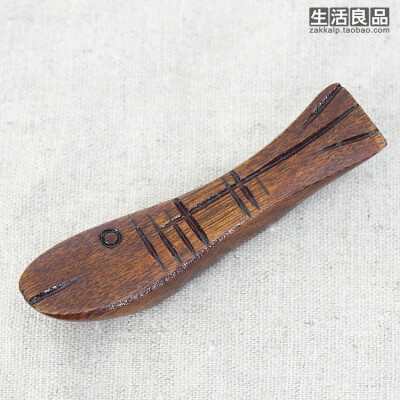  小鱼原木筷架，喜欢这种古老的质感
