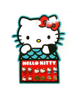 hello kitty的耳钉好可爱~