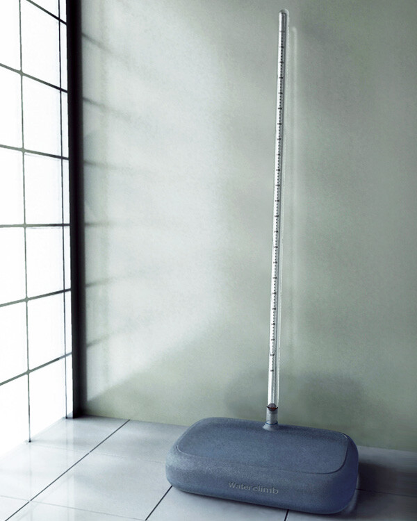 这是个环保的体重计。看自己的体重像温度计一般一点点飙升，mm们会是什么心理？