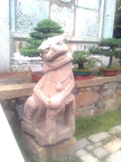 好得瑟的石狮啊