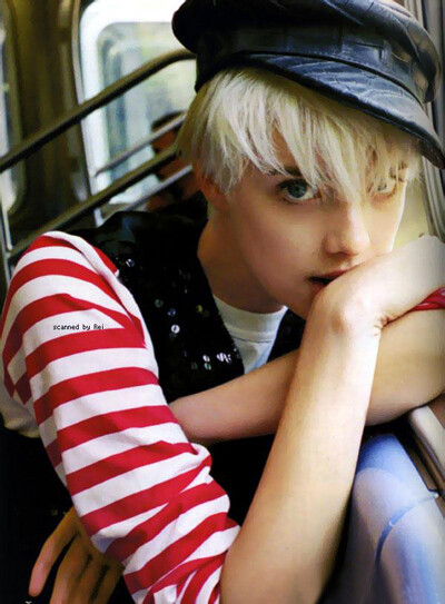 Agyness Deyn 你好有味道~·