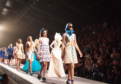 Viktor & Rolf S/S 12