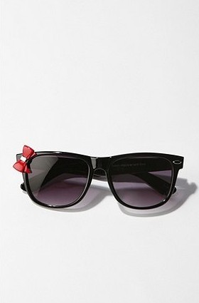  urban outfitters Bow Wayfarer蝴蝶结太阳眼镜