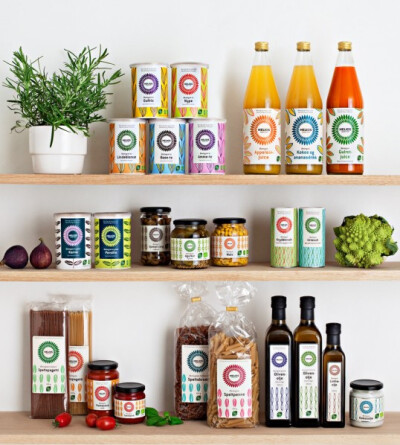 Uniform has developed a new brand-positioning platform and redesigned the identity and packaging of over 100 varieties. The feedback from the supermarket chains has exceeded all expectations.