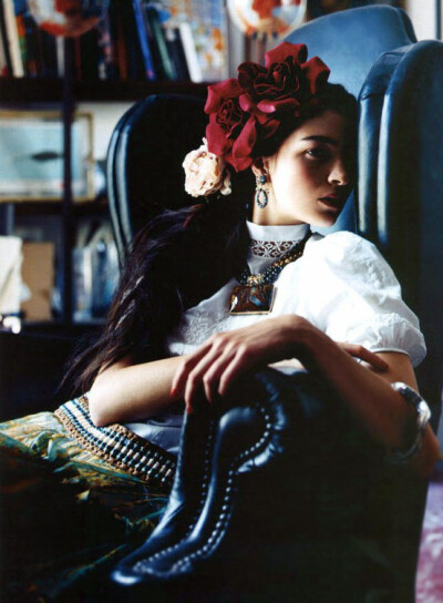 Maria Carla Boscono by Nathaniel Goldberg Inspiration Frida Kahlo.