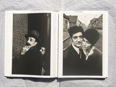 左：斯洛伐克，1966；右：波希米亚，1966。