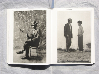 左：罗马尼亚，1968；右：斯洛伐克，1966。