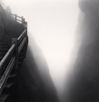 Michael Kenna的黑白世界