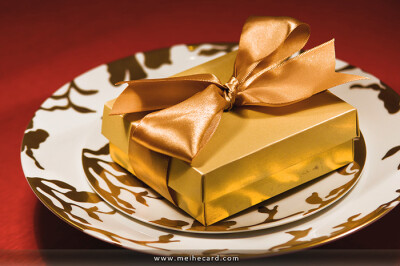 美合贺卡|喜糖盒-典雅金色4颗费列罗大方形经典婚礼喜糖盒