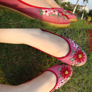女丝带绣花鞋 老北京布鞋