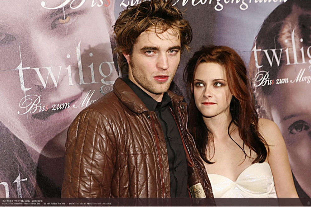 绝配啊啊啊。。。小鸟依人啊！！！太养眼！！！